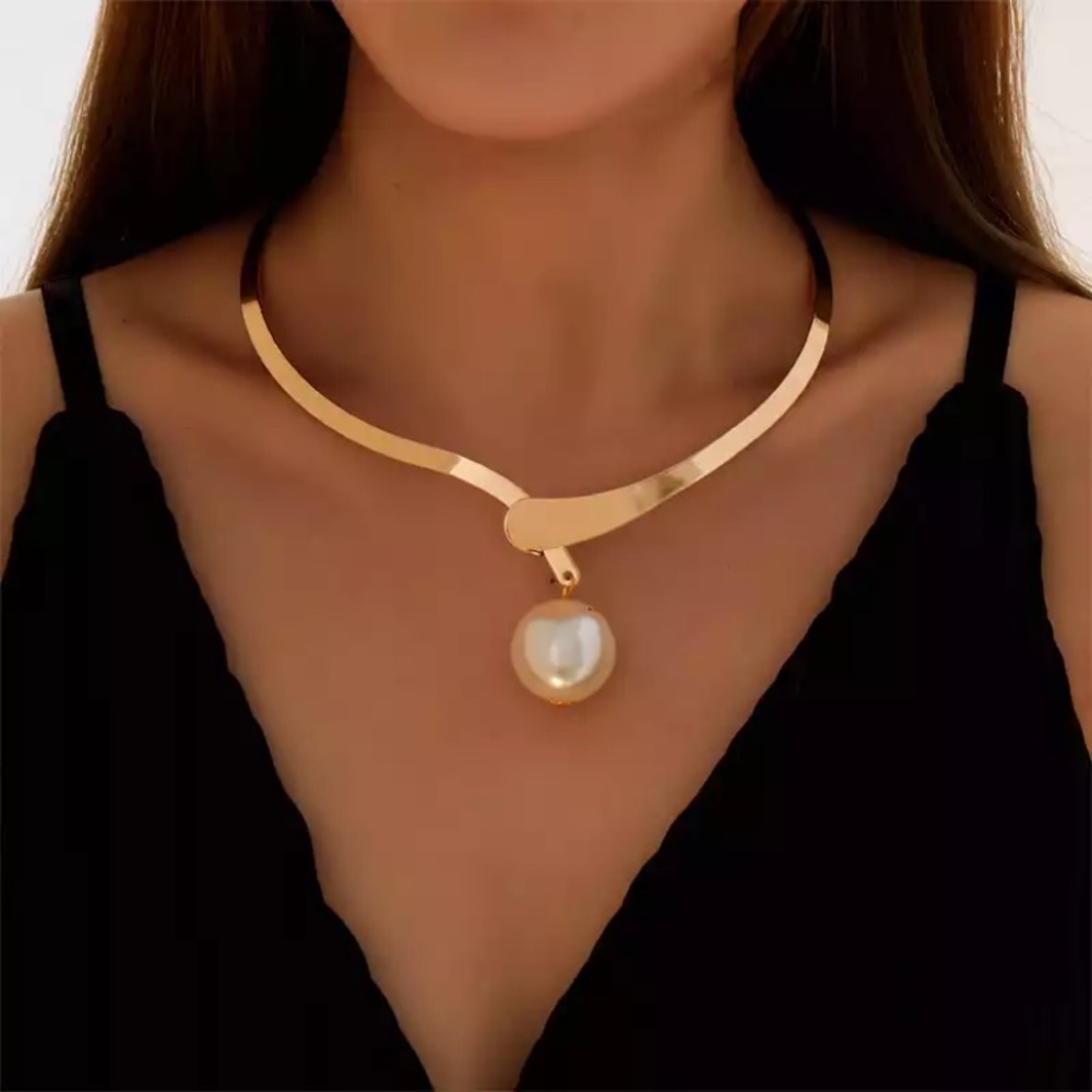 New 18k gold plated Elegant Water-wave Pearl Necklace Charming  Statement Collar